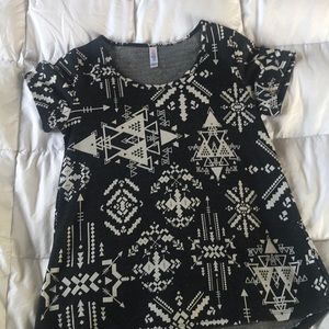Lularoe Classic Tee